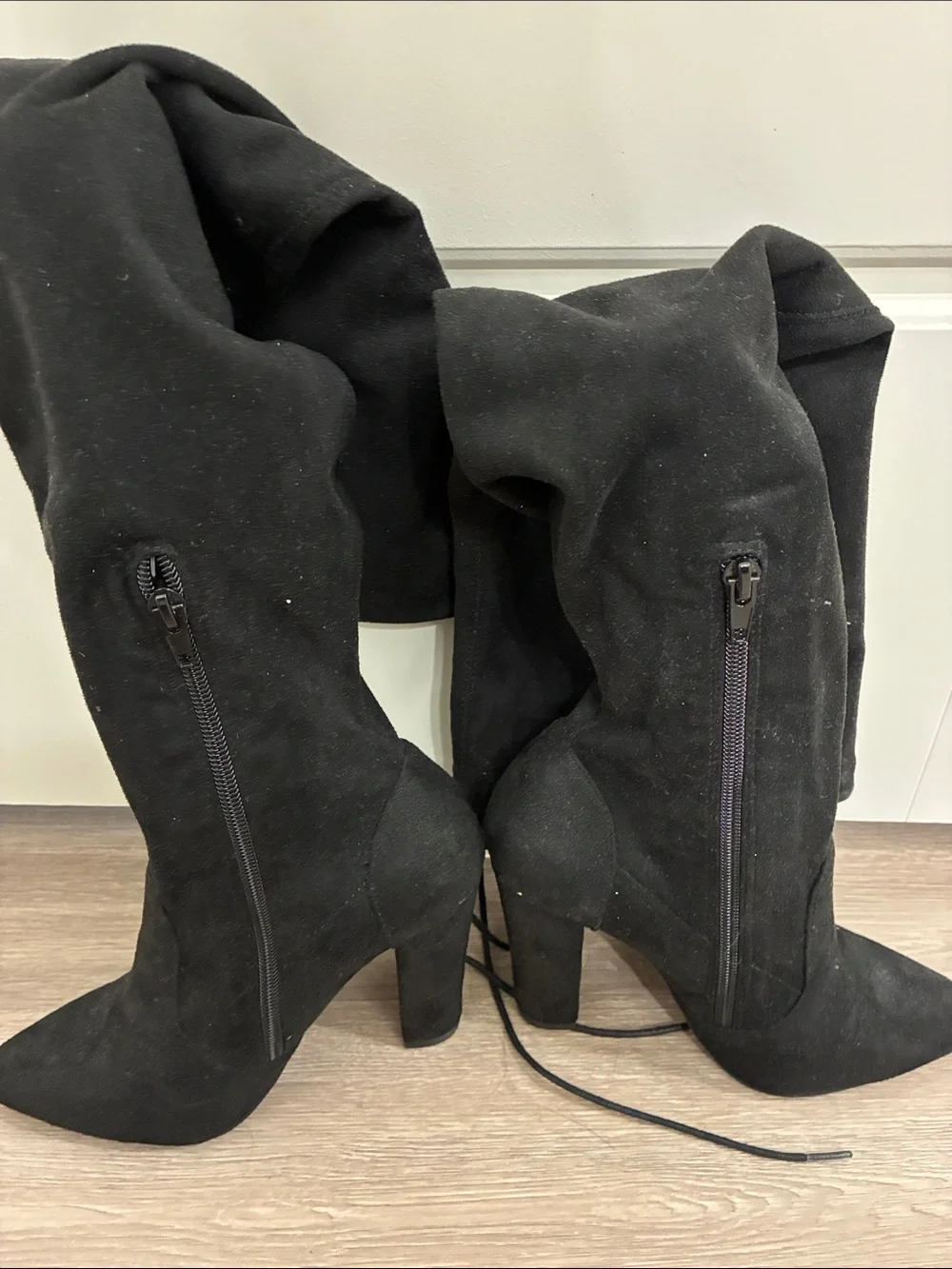 Black Over-the-Knee Women's Boots - Suede Pointed-Toe Heel
